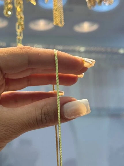 زنجیر طلا مدل حصیری زنانه با بافت لوکس